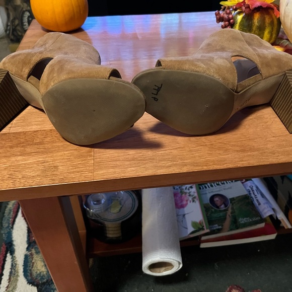 Leather upper Alfani peep toe booties - Picture 7 of 11